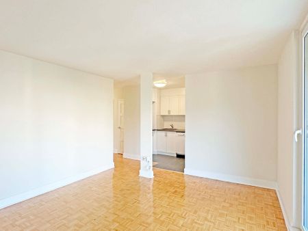 For Lease - 485 Huron Street Unit# 301, Toronto, Ontario - Photo 2