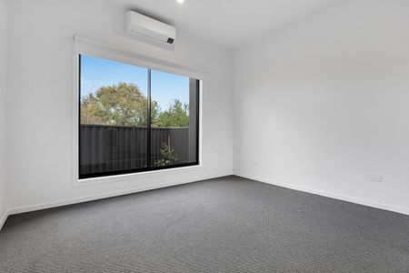 5 Rubicon Street, Reservoir VIC 3073 - Photo 5