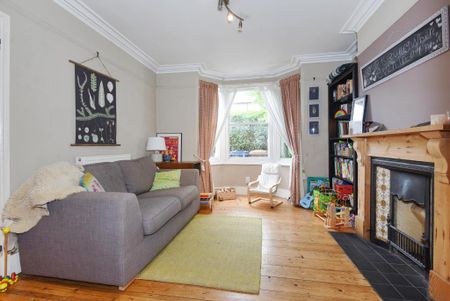 2 bedroom terraced house to rent - Photo 3