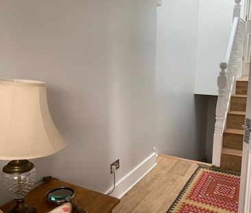 Studio Flat, London, SE25 - Photo 5