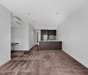 5/111 Riversdale Road, Hawthorn VIC 3122 - Apartment For Rent | Domain - Photo 3