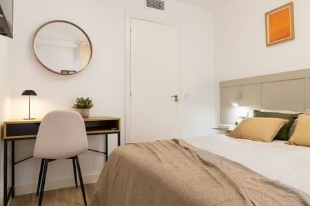 Calle de Jesús de San Antonio, Coslada, Community of Madrid 28823 - Photo 2