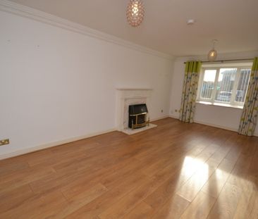 2 bed Ground Floor Flat for Rent - Photo 2