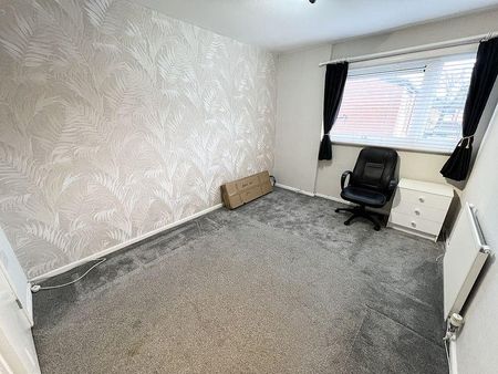 3 bedroom terraced house to rent - Photo 2