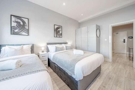 Avenir Heights, Station Approach Road, Coulsdon, CR5 - Photo 3