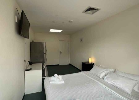 Room 14 (Non Ensuite) - Photo 5