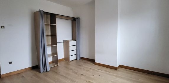 Location Maison 4 pièces 89m² - Photo 2