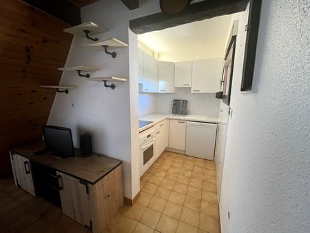 Pavillon T3 meublé à louer de 43.30 M2 avec terrasse , jardinet,+ 1 stationnement à Sausset-les-Pins, - Photo 2