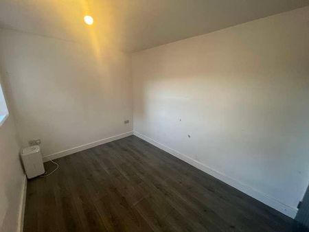 One Bedroom, First Floor, Rothesay Road &#; Luton, LU1 - Photo 5