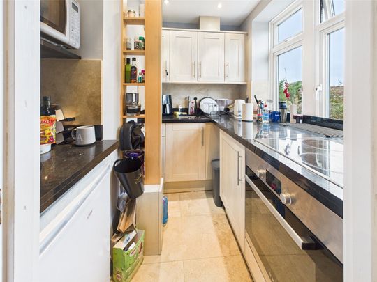 Cross Deep, Twickenham, London, TW1 - Photo 1