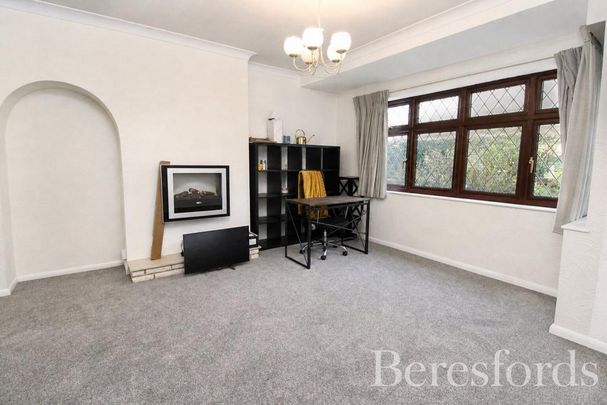3 bedroom end of terrace house to rent - Photo 1