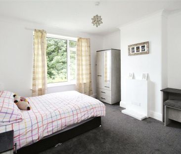 2 bedroom semi-detached house to rent - Photo 2