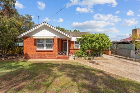 106 McKenzie Road, Elizabeth Downs. - Photo 4