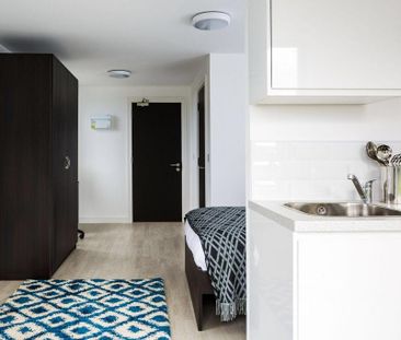 Studio to rent - Photo 2