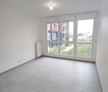 location Appartement T2 DE 39.25m² À ROMAINVILLE - Photo 3