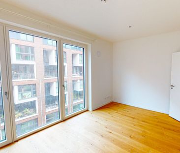 HafenCity: 2-Zimmer-Wohnung mit großem Balkon und Einbauküche zu ve... - Photo 2