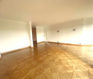 Location Appartement 4 pièces 87m² - Photo 2