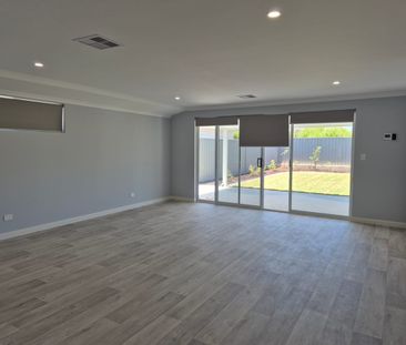 FOR LEASE – BRAND NEW 4 BEDROOM FAMILY HOME WITH EXPANSIVE LAWN AND... - Photo 5
