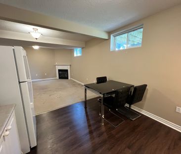 For Lease - 209 Dunsmore Lane Unit# Lower, Barrie, Ontario - Photo 6