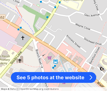 Bradford Road, Batley, WF17 - Photo 1