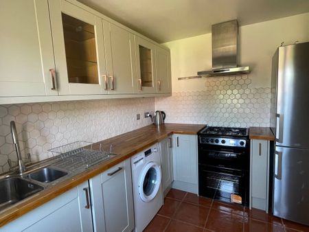 2 Bed Flat, Sunningdale Close, SE16 - Photo 4