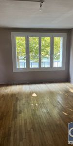 Location Appartement 2 pièces 62m² - Photo 3