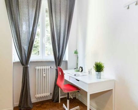 Via dei Salici, Cesano Boscone, Lombardy 20090 - Photo 2