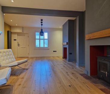 2 bedroom terraced house to rent - Photo 1