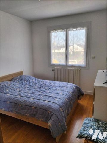Pour visiter, appeler le 02.23.55.91.17 ETRELLES, Cette maison individuelle sur sous-sol compr... - Photo 4