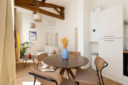 Location Appartement 2 pièces 37m² MARSEILLE 6ème - Photo 2