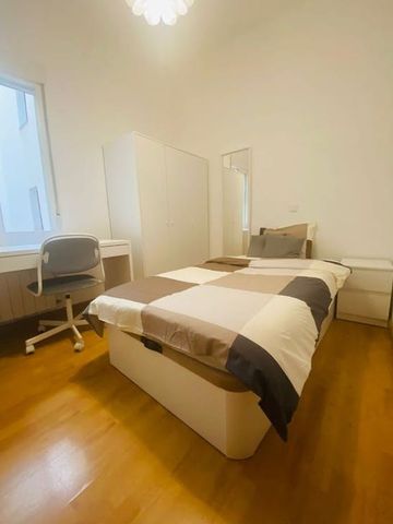 Calle del Príncipe de Vergara, Madrid, Community of Madrid 28016 - Photo 3