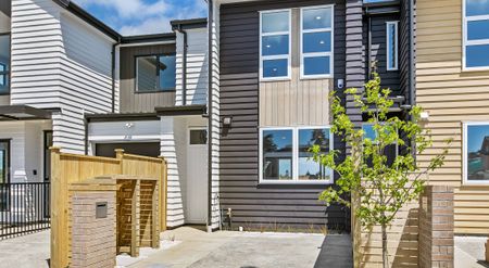 Pine Harbour Lifestyle - Photo 2