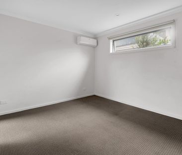 Prime property, prime location - Photo 6