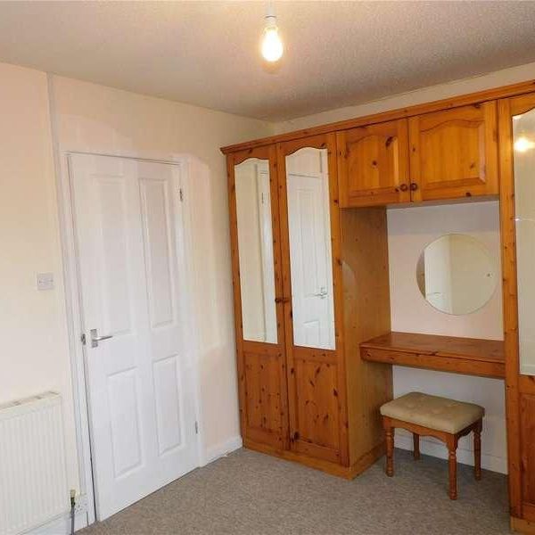 Priory Glade, Yeovil, Somerset, BA21 - Photo 1