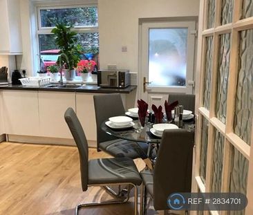 3 bedroom terraced house to rent - Photo 3