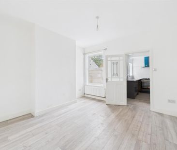 2 bedroom End of terrace house to rent - Photo 1