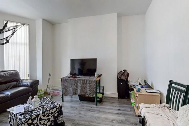 5 bedroom house to rent - Photo 1