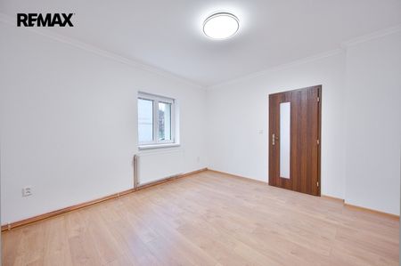 Pronájem bytu 2+1 59 m² - Photo 3