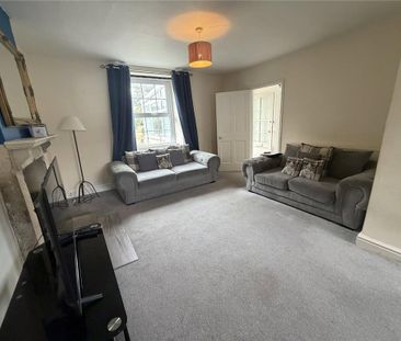 4 bedroom detached house to rent - Photo 2