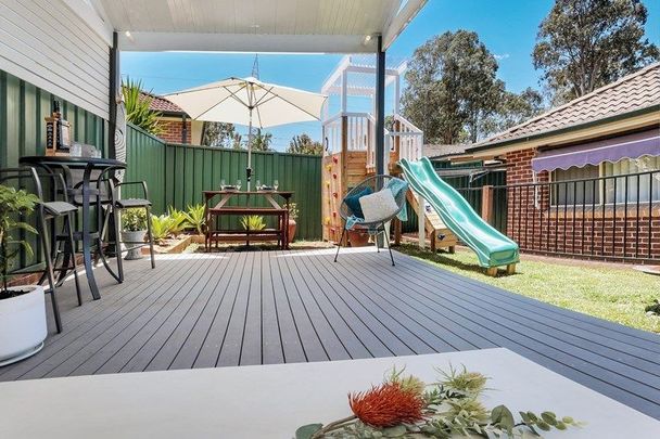 Great Family Home - Spacious 3 Bedroom House! - Photo 1