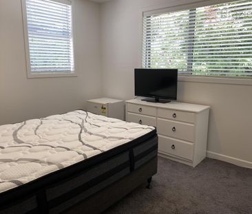 109 Champion Street, Edgeware - Photo 4