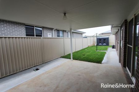 32 McGillan Dr, Kelso, NSW 2795 - Photo 4