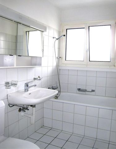 Helle 4.5-Zimmerwohnung in gepflegter Liegenschaft zu vermieten - Foto 3