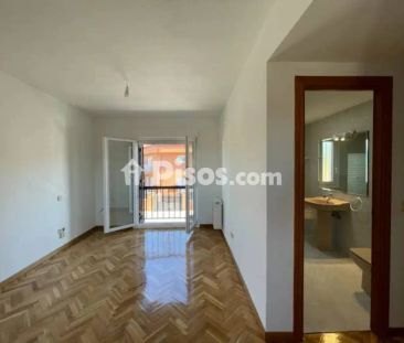 Chalet en alquiler en San Agustín del Guadalix - Photo 2