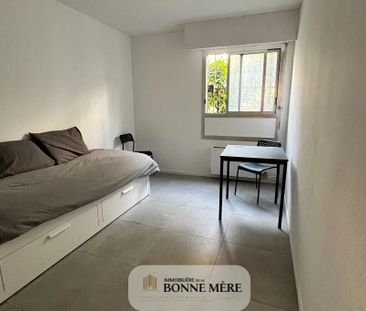Location Appartement 1 pièce 17m² MARSEILLE 6ème - Photo 2