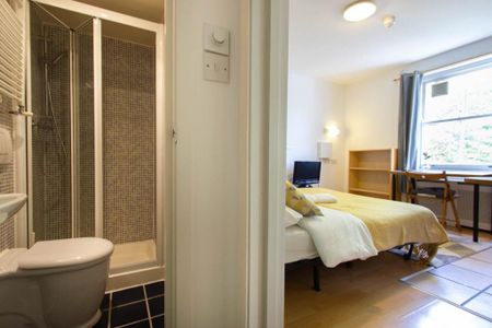 Flat 19 Penywern Road, Earls Court SW5 9SX - Photo 4