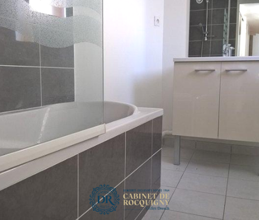 Location Maison 5 pièces 104m² ORLEANS 45000 - Photo 5