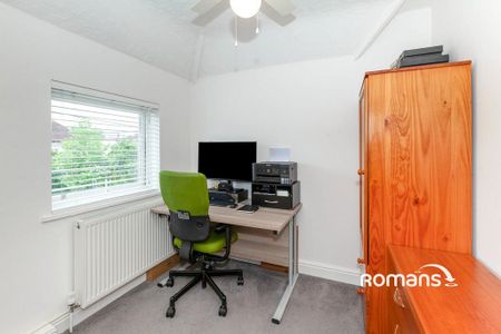 3 bedroom semi-detached house to rent - Photo 5