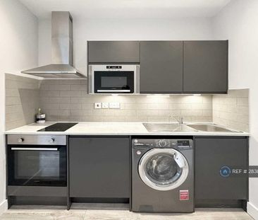 1 bedroom flat to rent - Photo 3