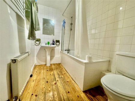 Minford Gardens, London, W14 0AP - Photo 5